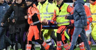 Fiorentina vs. Inter Halted as Edoardo Bove Collapses on the Pitch