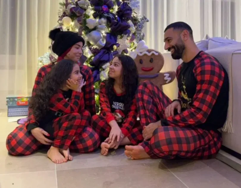 Salah Spreads Joy: Festive Family Photo with Christmas Tree Delights Fans