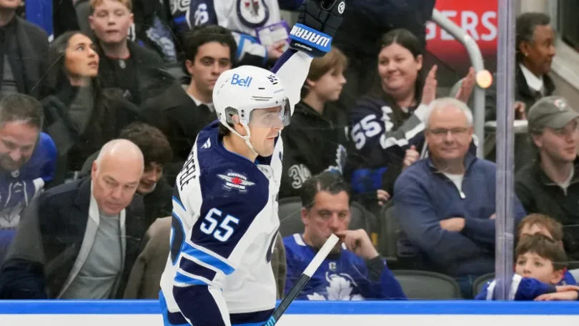 Scheifele Shines Through the Boos with Stellar Performance for Jets Against Maple Leafs